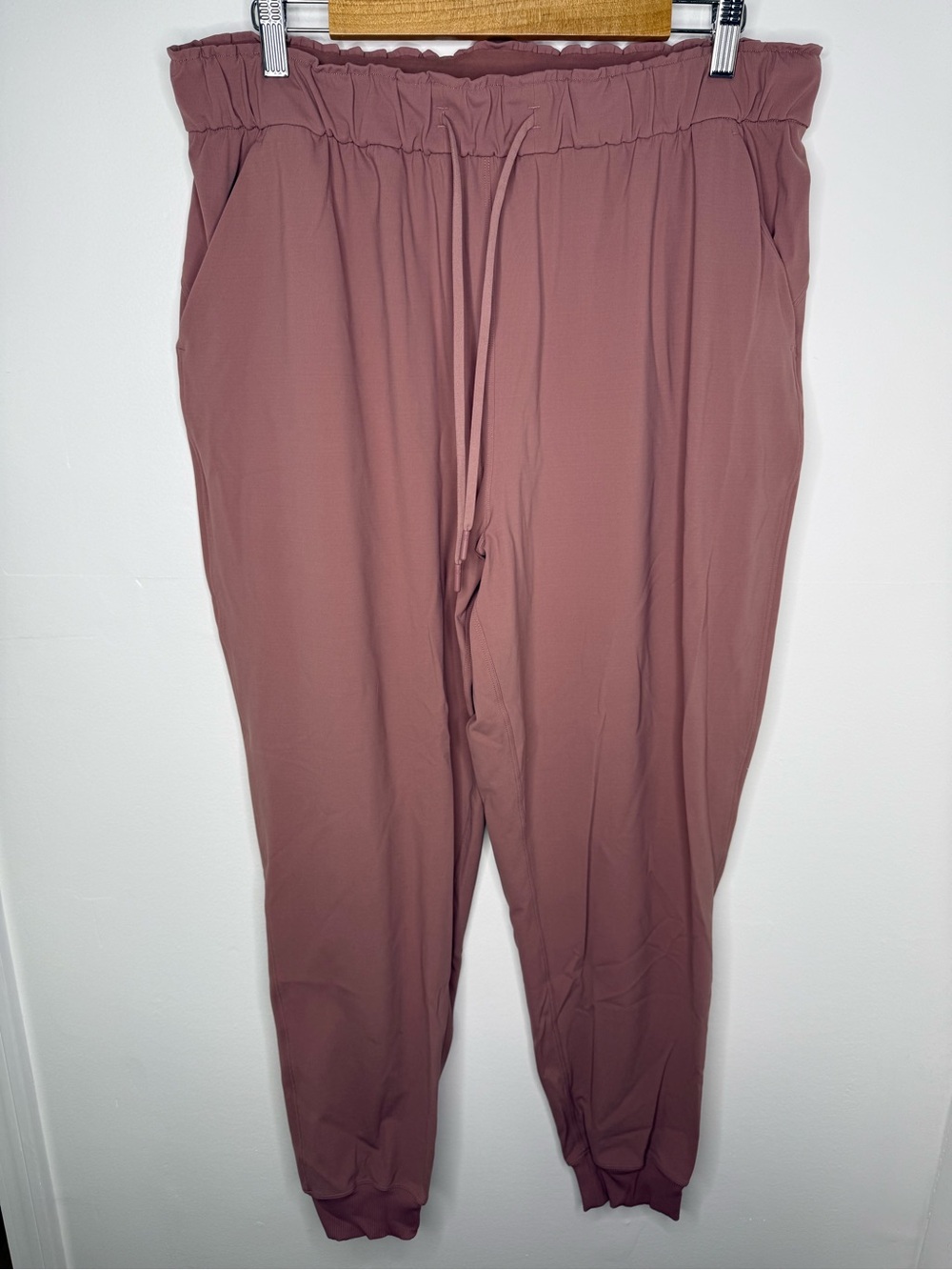 LULULEMON Stretch High Rise Full Length Joggers - Picture 2 of 8